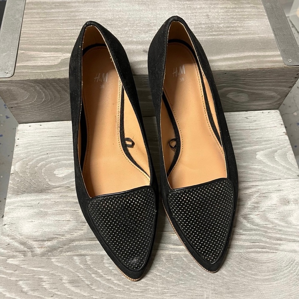 H&M Perforated Point Toe Flats